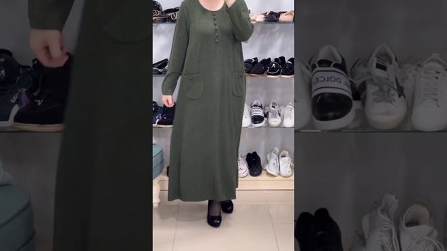 Размеры: 50,52,54,56?Есть также в черном цвете?Цена: 3800 р?
