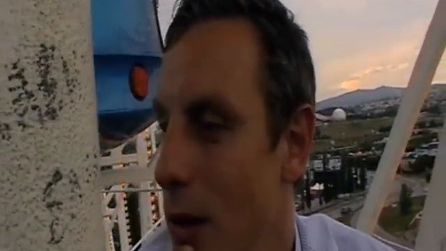 13 лет назад в Греции в лунопарке.