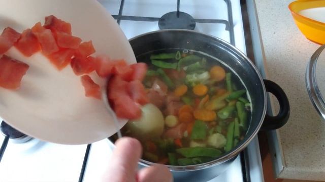 Суп з лососем ? Creamy soup with salmon ?