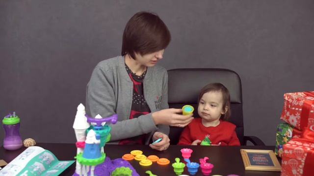 Играем в плейдо. Лепим мороженое. Playing with play doh. Make an ice cream