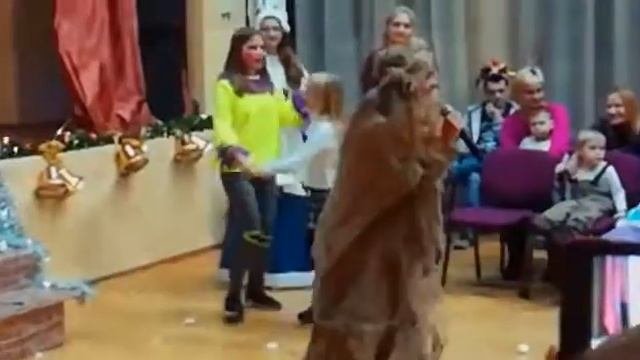 Вам на празднике у нас будет весело сейчас