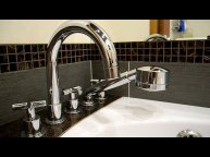 Установка горизонтального смесителя для ванной SYMETRIC 345 510 00 ч.3(результат)