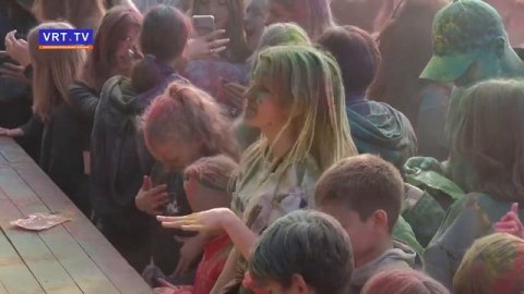 Фестиваль «Краски Холи».