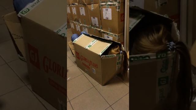 Gloria Jeans " у меня нету смысла в жизни"