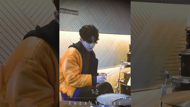 [POCKET LIVE] DAY6 Dowoon "Pouring"