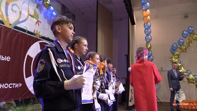 Хабаровские команды победили в межрегиональных соревнованиях «Школа безопасности»