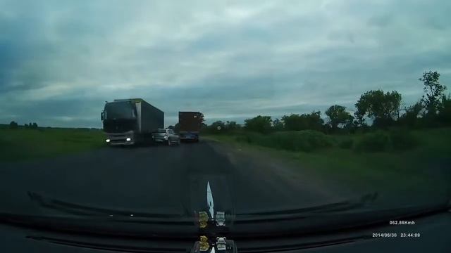 Лоб в лоб с фурой, повезло или навык