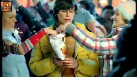 Мини-сборник реклам чипсов "Lay's" со вкусом красной икры