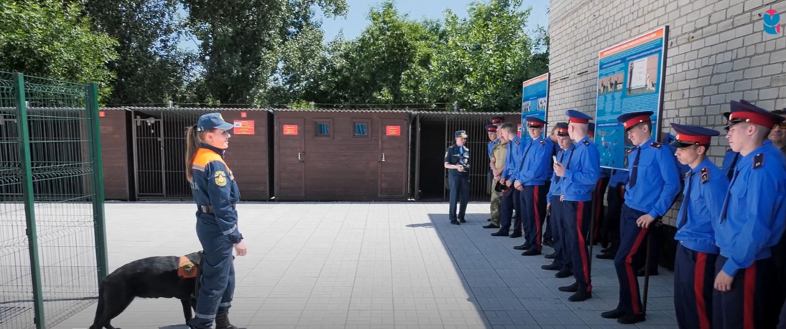 Самара приняла кадетов из Луганска