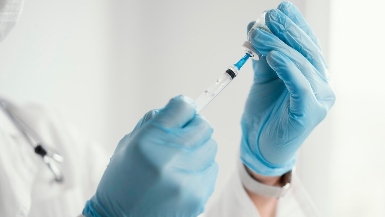 В Югре родители стали чаще вакцинировать детей от ВПЧ