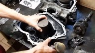 Opel M32 Sechsgang Getriebe: Einbau Lageraußenring in Getriebedeckel