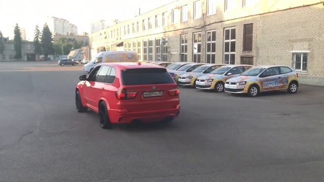 E70 X5M launch Supersprint exhaust sound