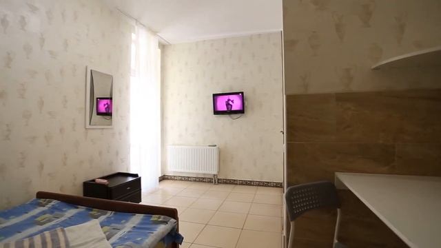 Квартира посуточно Харьков: Видеообзор номера с балконом в мини-отеле рядом с метро
