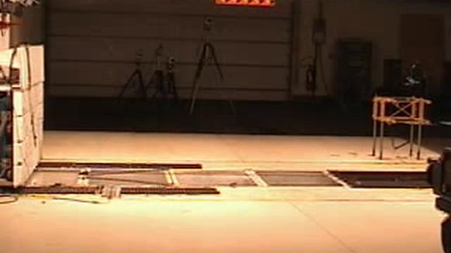 Crash Test of 2004 Toyota Sequoia 4-DR