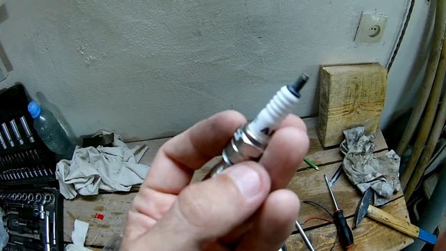 Китайские свечи зажигания AHL для Honda cb400