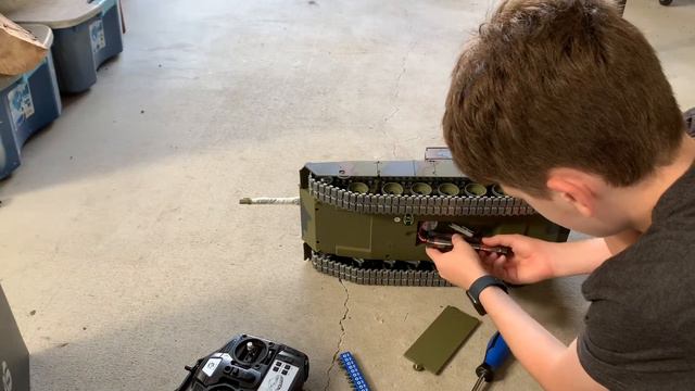 Heng Long M1A2 Abrams Unboxing And Review