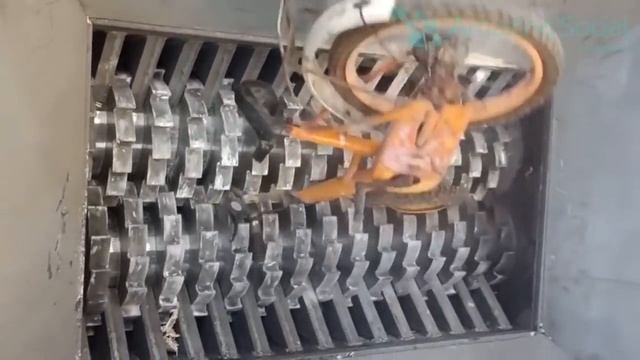Extreme powerful crusher machines fast crushing everything for new recycle.Shredder!37
