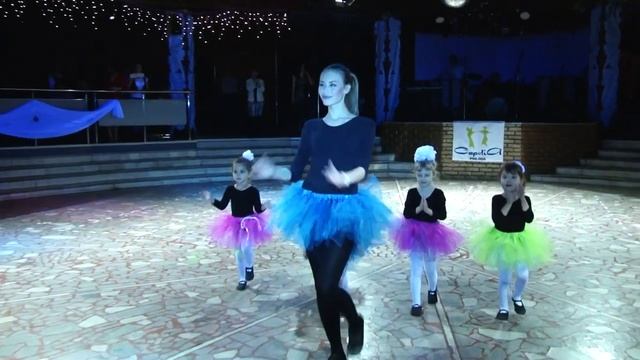 Выступление детей. Танцы для детей 4-6 лет. Студия Капелия Чебоксары.
