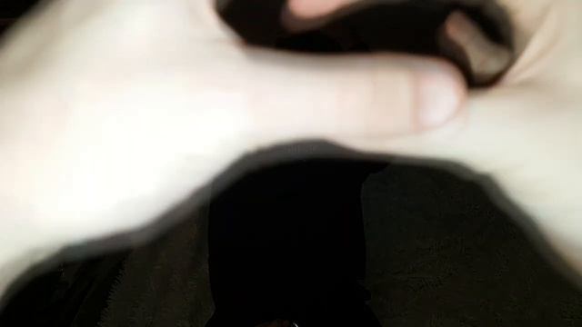 Что делать если мама не отпускает на вписку ?