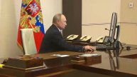 Путин проголосовал на выборах президента онлайн — видео