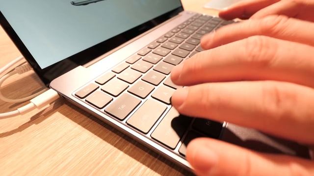 Prise en main des Huawei MateBook Pro 13 et 14 - MWC 2019