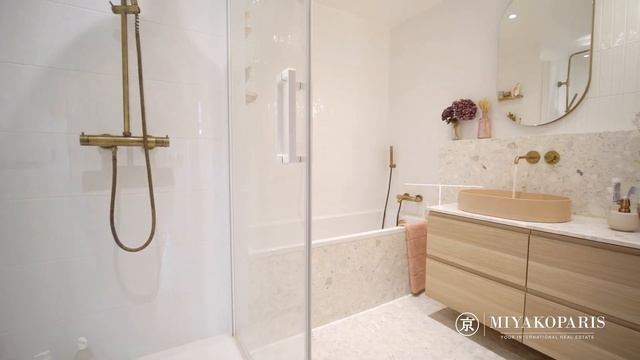 MIYAKOPARIS ##ForSale 3/4 pièces l Vue imprenable sur la Seine et les toits de Paris