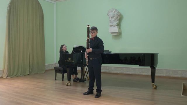 Константин Василевский (фагот)
Евгения Думнич (фортепиано)