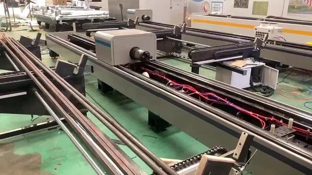 Автоматическая загрузка на лазером труборезе