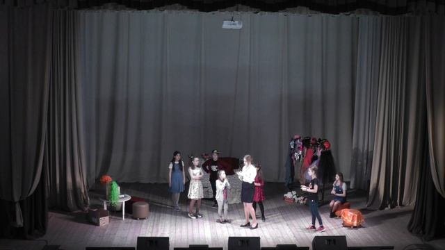 Спектакль 