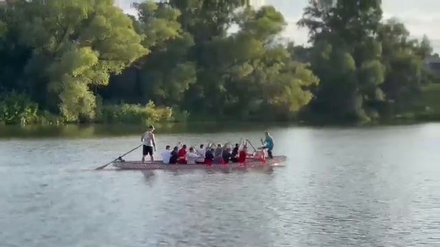 Команда ЗВО «ИННОВЕНТ» участвует в заездах на лодках «Дракон»