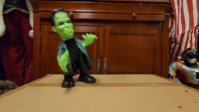 Spirit Halloween Vintage Frankenstein Side Stepper Review!