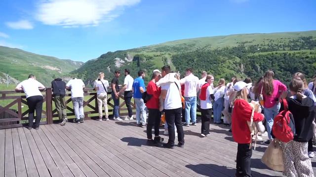 Участники «Университетских смен» в ЧГУ им. А.А. Кадырова посетили высокогорное озеро Кезеной-Ам