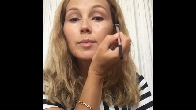 Макияж 35   Уроки макияжа ? Просто и быстро ??