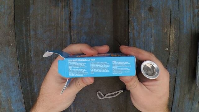 Карманный фонарик USB