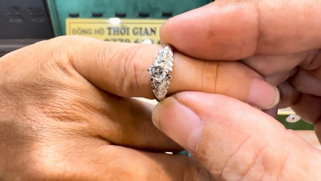 0779613696 thanh lý đầu năm lô kim cương thiên nhiên siêu rẻ , đồng hồ hiếm gặp giá mềm