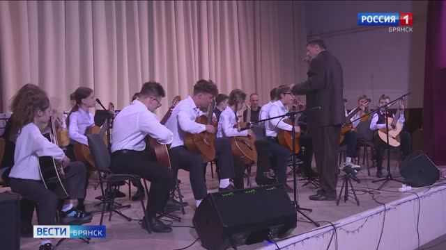 В ДШИ 3 стартовал фестиваль "Русская гитара"