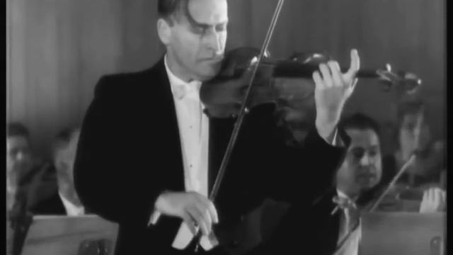 Yehudi Menuhin in Bonn [Germany] 1959 ▪ Beethoven Violin Concerto