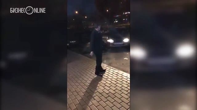 В Набережных Челнах мужчина открыл стрельбу из "Калашникова"