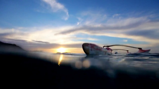 Tahiti - Ocean Voyage - Canon 5D Mark II - Glidecam HD 4000