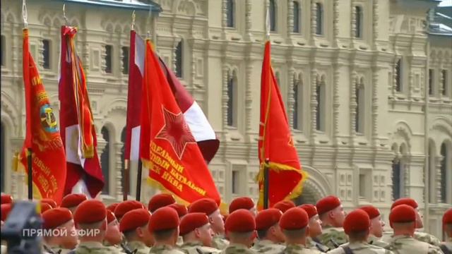 Росгвардейцы приняли участие в параде Победы на Красной площади

😎 Военнослужащие ведомства прошли
