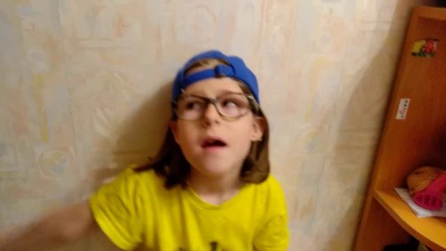 Тигр-игр-гр-р проколола уши и сменила имидж!