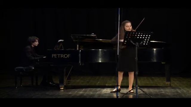 Duo Sonore-   Wienawski- Etude Caprice OP 18 No 4