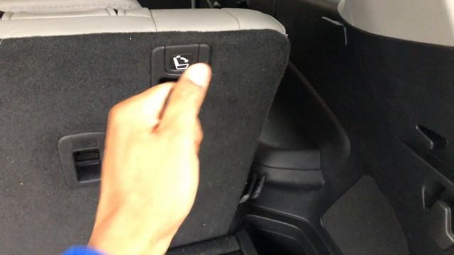 Honda Pilot - How to lay rear seats down flat