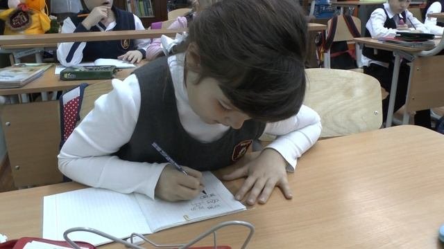 Урок в 1А классе, классный руководитель Иванова В.В. 2014 год