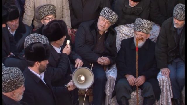 Сход тайпа Хамхоевых по поводу конфликта муфтия Ингушетии с главой республики 31.01.2016 г.