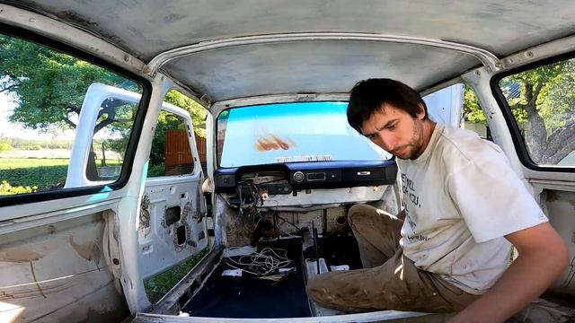 ||ДЕНЬ 429|| Устанавливаю бензобак. Прививаю личинок. Установил торпеду. Мучаюсь с подвеской.
