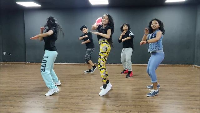 KUDUKKU SONG DANCE COVER BY KIDS - STUDIO 19