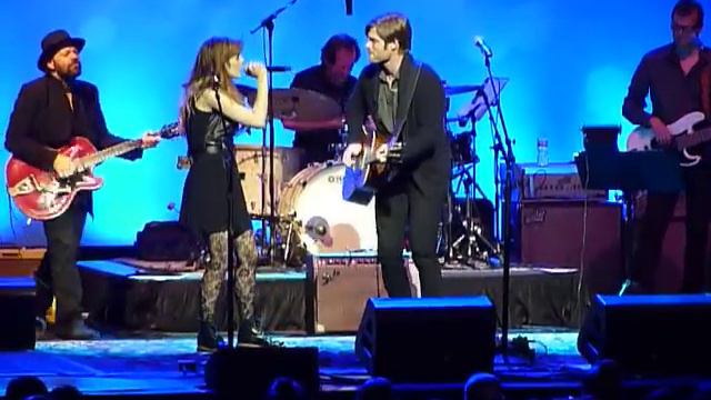 Chris Carmack & Aubrey Peeples - If Your Heart Can Handle It @ Rosemont Theater - 05/05/2015