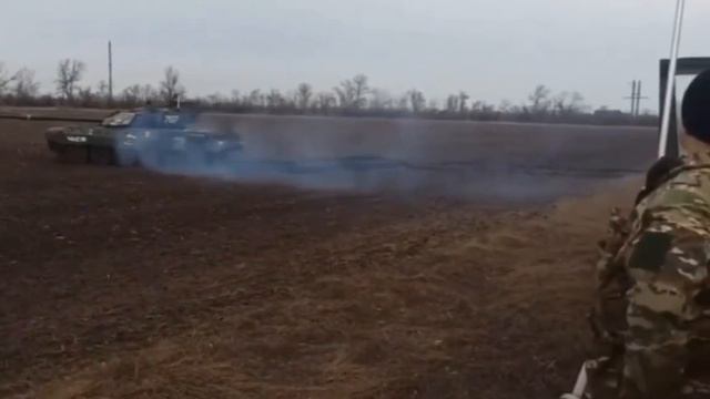 Тест трофейного беспилотного Т-72АМТ ВСУ бойцами ВС РФ