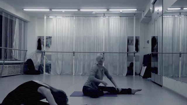 Stretching \ Растяжка как часть танцевального урока